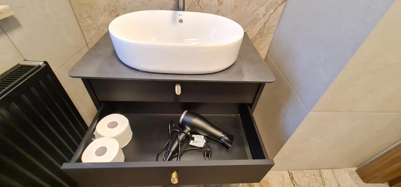 Entu Apartamenty Odrzanska Wrocław Kültér fotó