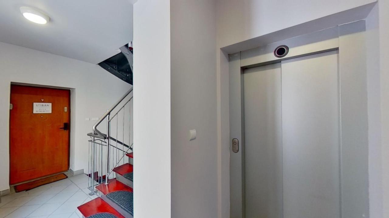 Entu Apartamenty Odrzanska Wrocław Kültér fotó